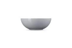 Le Creuset Saladeschaal 2,2 Liter ø 24 Cm Aardewerk Mist Grey 5 Le Creuset Saladeschaal 2,2 Liter ø 24 Cm Aardewerk Mist Grey -Keuken Verkoop lc 20201020 zs ps fs 70120245410001 002