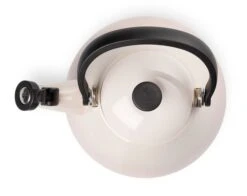 Le Creuset Kone Fluitketel 1,6 Liter Staal Shell Pink -Keuken Verkoop rs8933 lc 20190711 th ps 0652 2 scr